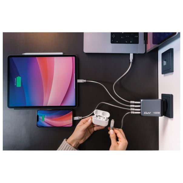 VERBATIM Punjač USB 4u1 100W GaN 32202 crni blister - EP3012846