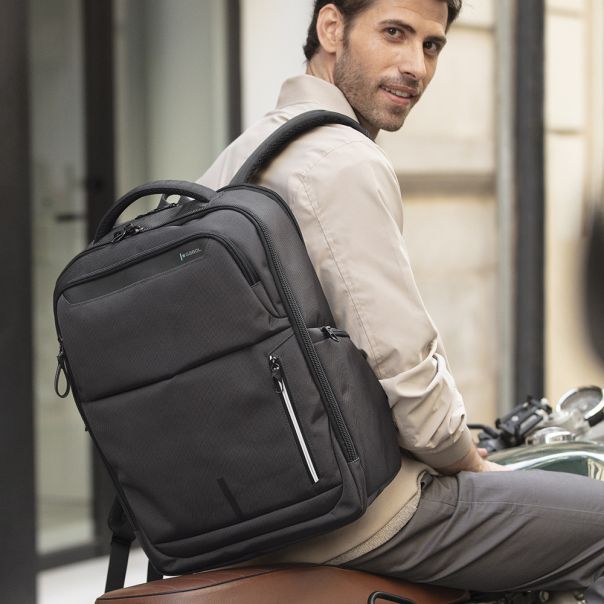 GABOL Ranac 32x44x14 cm vodootporan 15,6