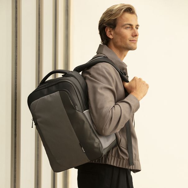 GABOL Ranac sa tri odeljka 31x43x18 cm 15,6