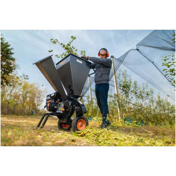VILLAGER Motorna seckalica za grane VPC 250 S - 046524