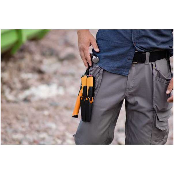 FISKARS Nož sa oštračem 1023620 - 046848