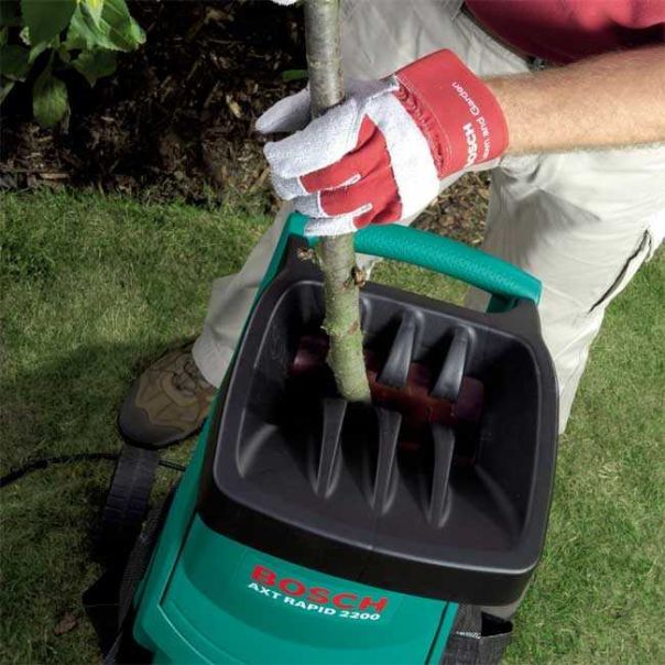 BOSCH Brza seckalica-drobilica AXT Rapid 2000, 2.000W - 0600853500