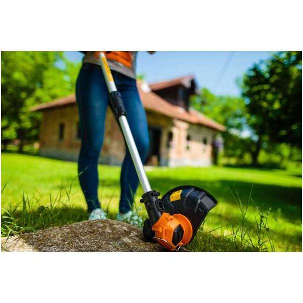 VILLAGER Fuse akumulatorski trimer BC 2320 - 060104