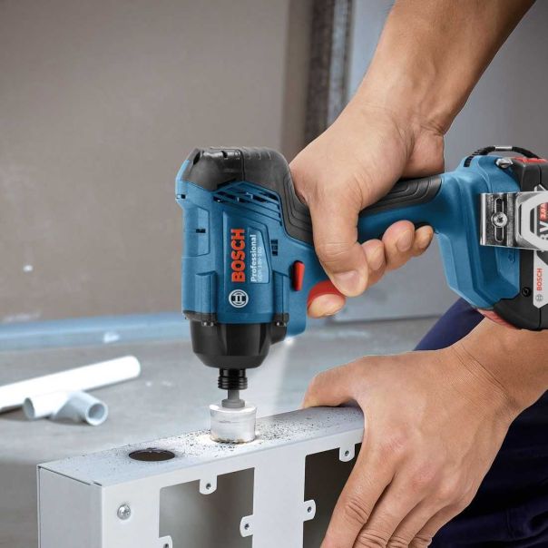 BOSCH Akumulatorski udarni odvrtač GDR 18V-160 Solo; bez baterije i punjača - 06019G5106