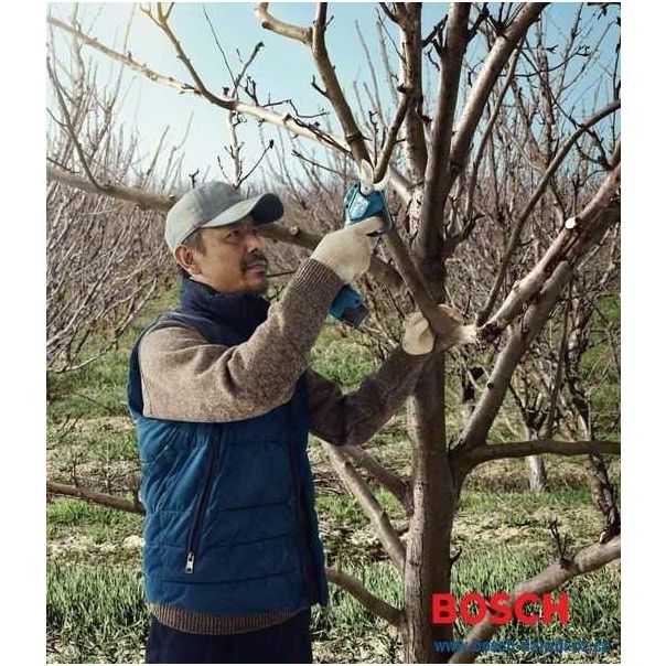 BOSCH Pro Pruner Professional akumulatorske makaze za baštu, 2xGBA 3.0Ah - 06019K1021