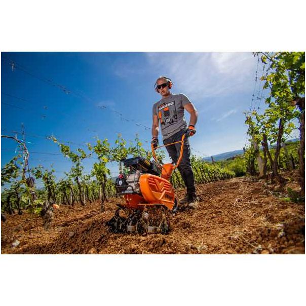 VILLAGER Motorni kultivator VTB 4310 V - 060280