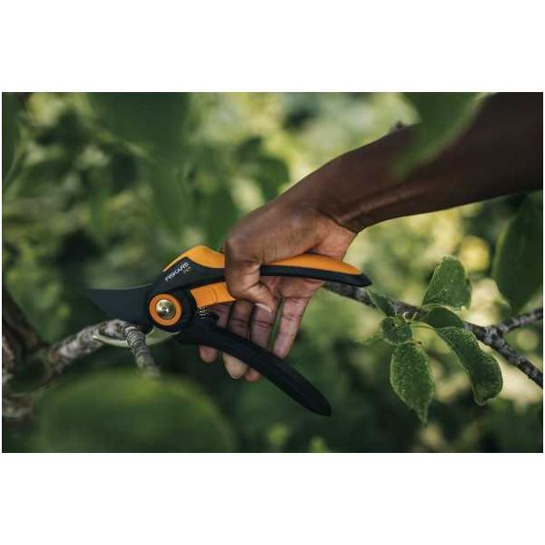FISKARS Makaze voćarske za orezivanje 1057167 - 069965