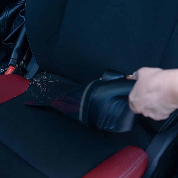 SKYCAR Usisivač za auto sa led lampom 12V 106W - 1010708