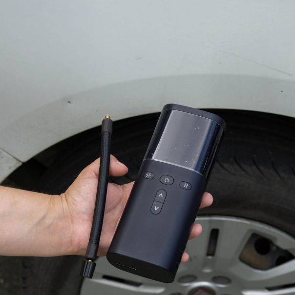 SKYCAR Pumpa za auto7,4V 60W digitalna sa litijumskom baterijom - 1010713