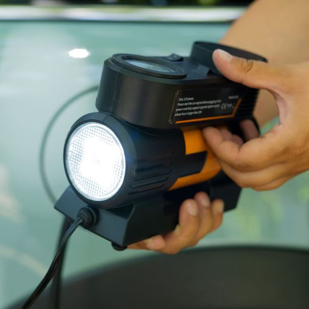 SKYCAR Kompresor za auto sa LED svetlom 12V 120W - 1010717