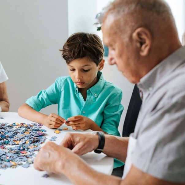 TREFL Puzzle Harry Potter Wizarding world 10668 - 1.000 delova - 103733-10668