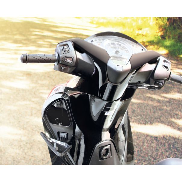 LAMPA Usb-fix omega utičnica - 10478LAM001