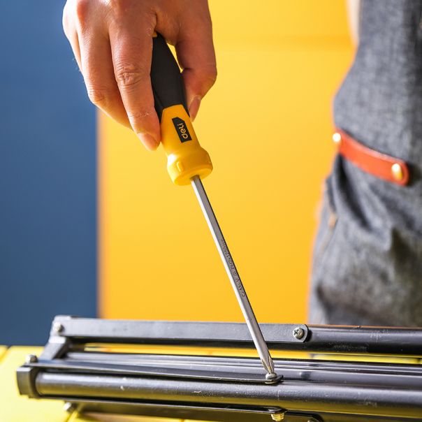 DELI Odvijač ph2x125mm edl636125 - 1048680