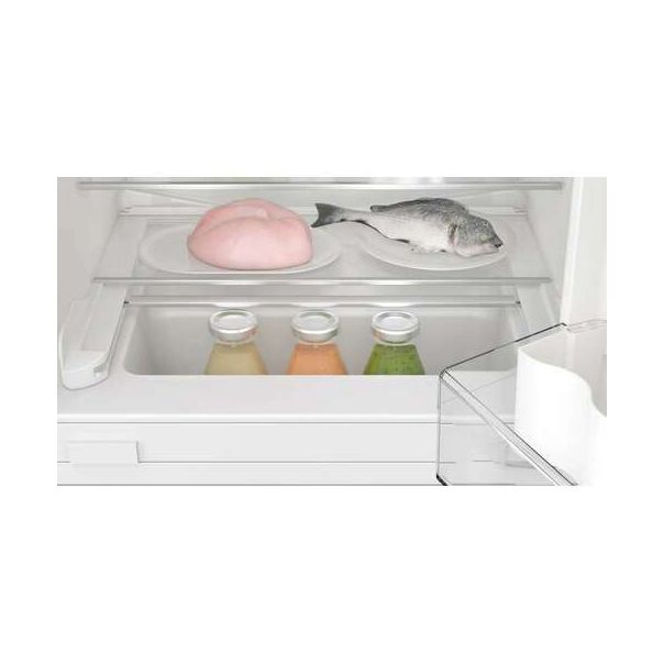 BOSCH Ugradni frižider KUR21VFE0 - EP2920895