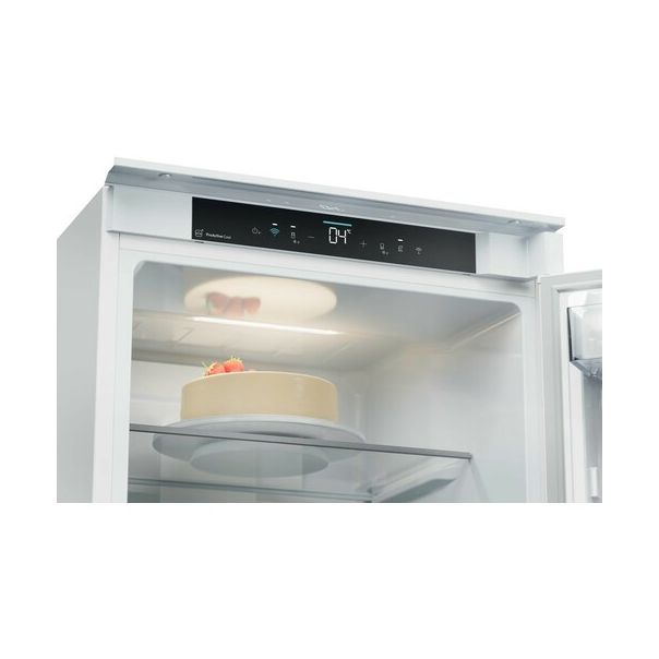 CANDY Ugradni kombinovani frižider ECNBQT3519EW - EP2865374