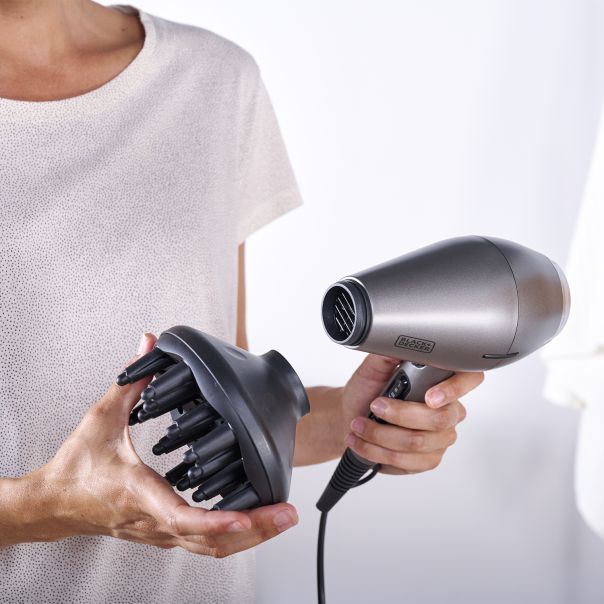 BLACK+DECKER Fen za kosu BXHDA2400E - BXHDA2400E