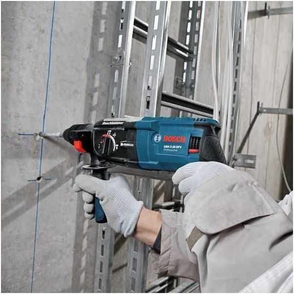 BOSCH Elektro - pneumatski čekić SDS-plus GBH 2-28 , 880W - 0611267500