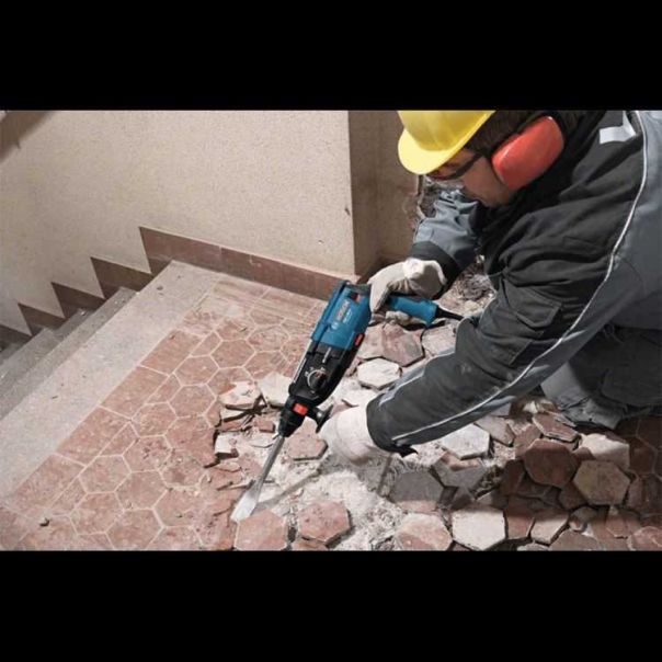 BOSCH Elektro - pneumatski čekić SDS-plus GBH 2-28 , 880W - 0611267500