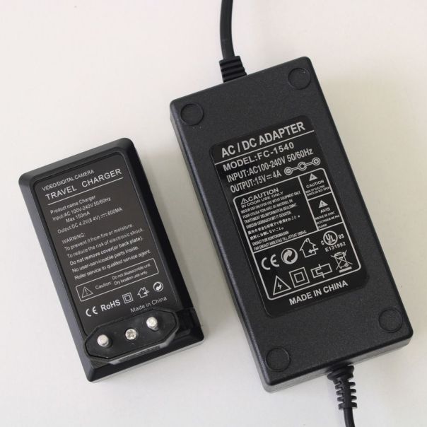 Reflektor U800+ sa tripodom i drzacem za telefon - 212768