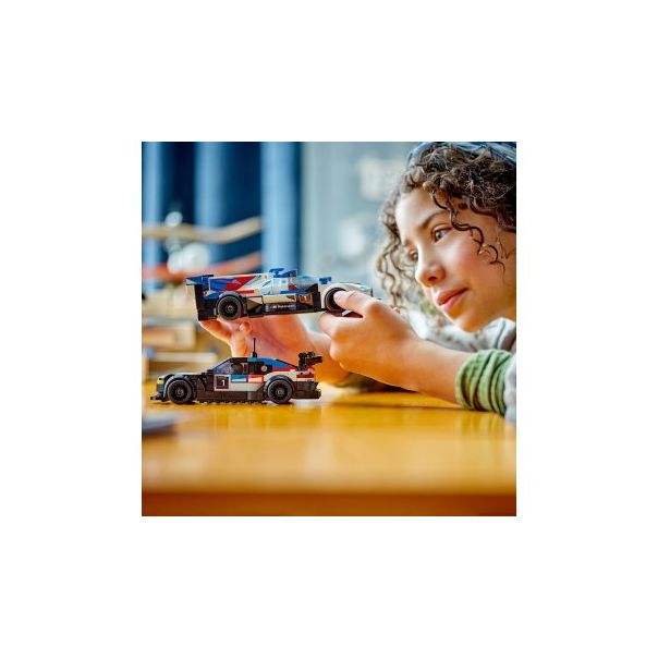 LEGO 76922 Trkački automobili BMW M4 GT3 i BMW M Hybrid V8 - 209173