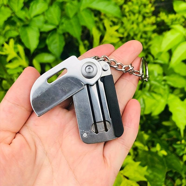 Privezak multifunkcionalni noz šrafciger crni - EP2848291