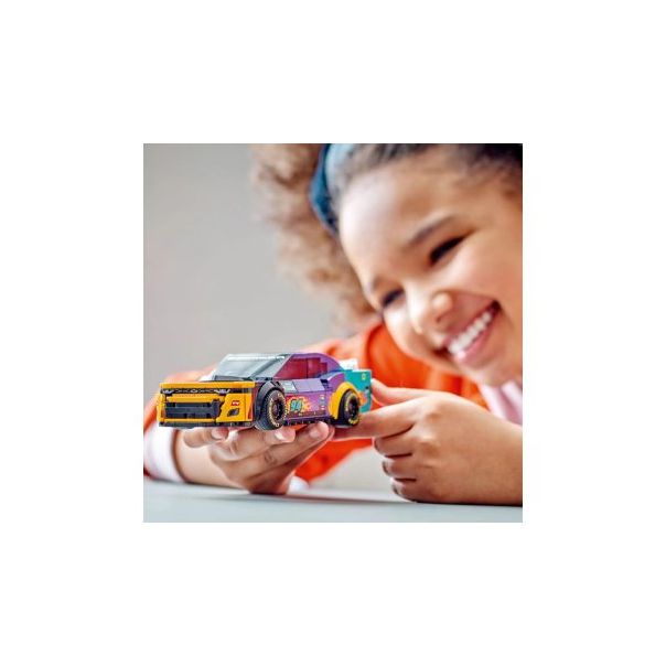 LEGO 76935 NASCAR® Next Gen Chevrolet Camaro ZL1 - 236573