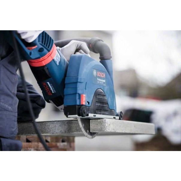 BOSCH Dijamantska rezna ploča Standard for Universal 180x22,23x2.4 segmenti 10mm - 2608615063