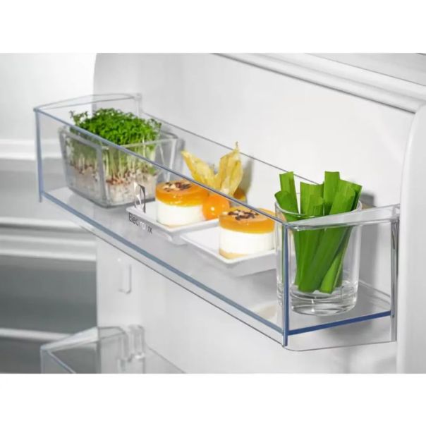 ELECTROLUX Ugradni kombinovani frižider LNS3LE18S - EP2642774