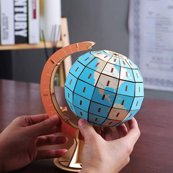 3d drvena puzzle - GLOBUS - 104-1-1-1-1
