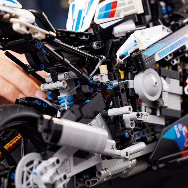 LEGO 42130 BMW M 1000 RR - 42130