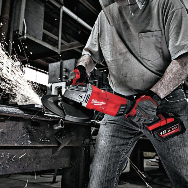 MILWAUKEE Aku. brusilica 230mm 18V 2x12Ah ONE KEY - M18ONEFLAG230XPDB-122C - 4933478783