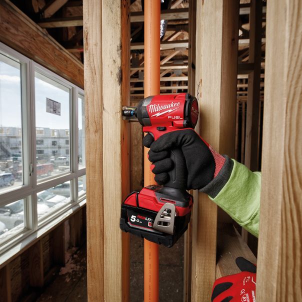 MILWAUKEE Aku. udarni odvijač  1/4” 18V 2x5Ah - M18FID3-502X - 4933479865