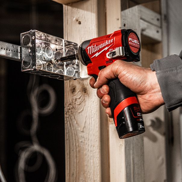 MILWAUKEE Aku. udarni odvijač  1/4” 12V 2x2Ah - M12FID2-202X - 4933479877