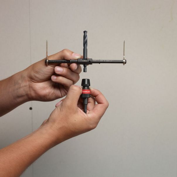 MILWAUKEE Podesivi nož za gips 51-178mm - 49560260