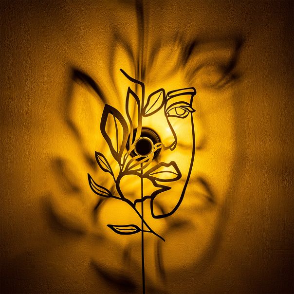 OPVIQ Zidna lampa Flower Faced, crna - EP3005893