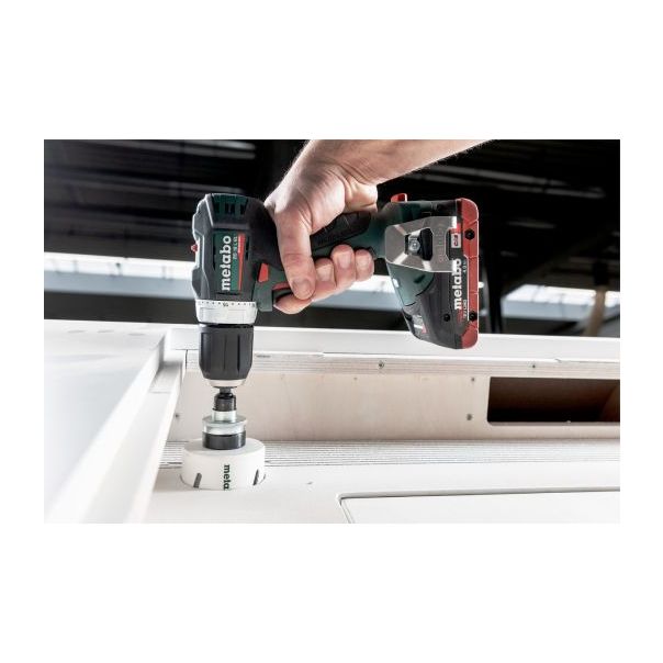 METABO Akumulatorska bušilica - odvrtač  BS 18 L BL 18V; 2x2,0 Ah - 602326500