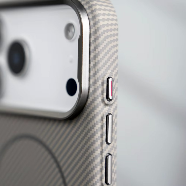Maska za iPhone 17 krem Mag Case Kevlar Ultra Thin - EP2848001