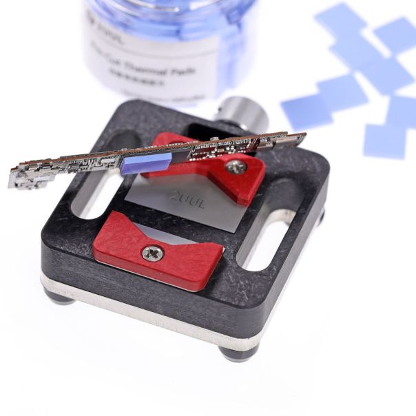 Silikon za zastitu termalni 2UUL 12x12x1.5mm (100 komada) - 201060