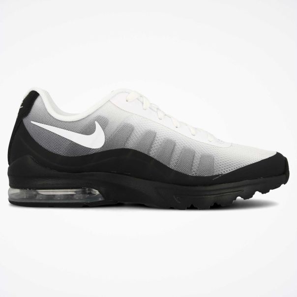Nike invigor decije hot sale