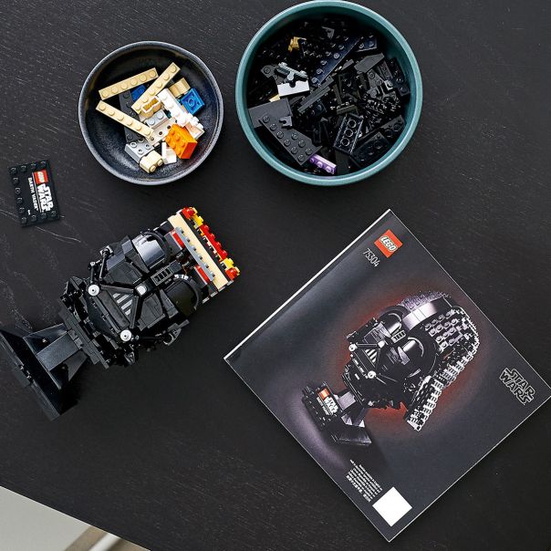 LEGO 75304 Dart Vejderova kaciga - 75304