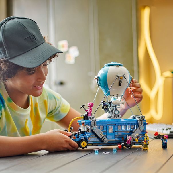 LEGO 77073 Battle Bus - 282023