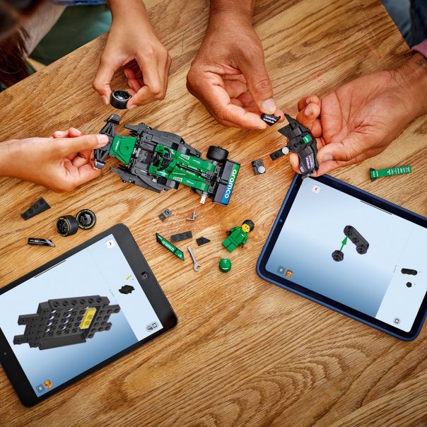 LEGO 77245 Aston Martin Aramco F1® AMR24 formula - 282069