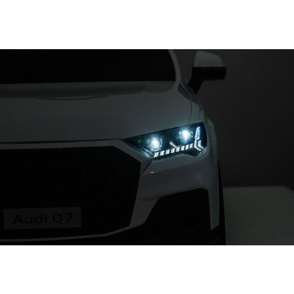 PREMIUM STIL Audi Q7 Beli - Premium Oprema - EP2532835