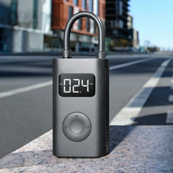 XIAOMI Kompresor mini, Mi Portable Electric Air Compressor,dig detekcija pritiska,kapacitet 6 guma (DZN4006GL) - 69314