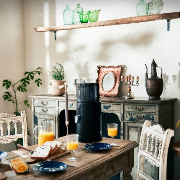 HUROM Sokovnik za hladno ceđenje  H400-BEC05MB Matt Black - 90069