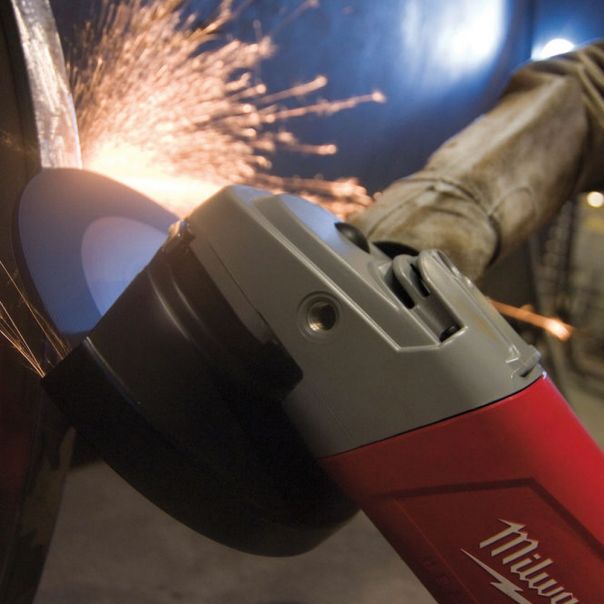 MILWAUKEE Ugaona brusilica 230mm 2600W - AGVM 26-230 GEX - 4933402365