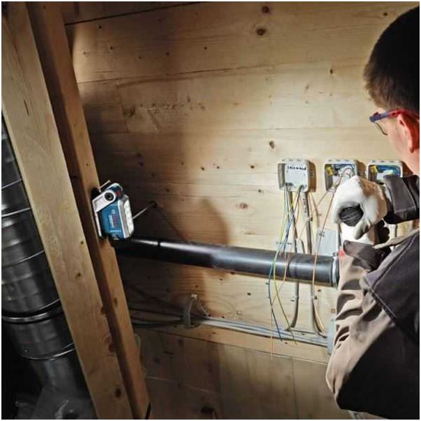 BOSCH Akumulatorska lampa GLI 12V-330 Solo, bez baterija i punjača - 06014A0000