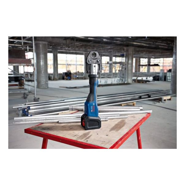BOSCH Aku presa za cevi GPT 18V-32 - bez baterije i punjača 06019M2100 - 06019M2100