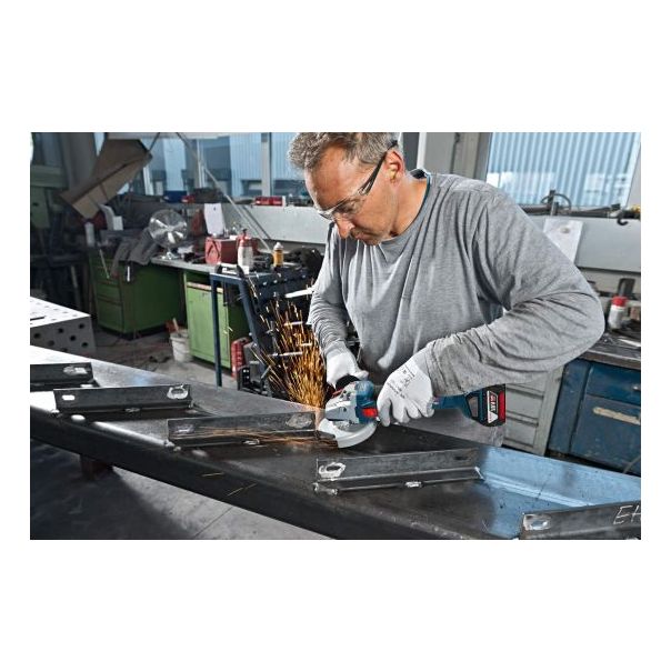 BOSCH Aku ugaona brusilica GWS 18V-10 2x5,0AhM L-Boxx PROtection 125mm 06019J4101 - 06019J4101