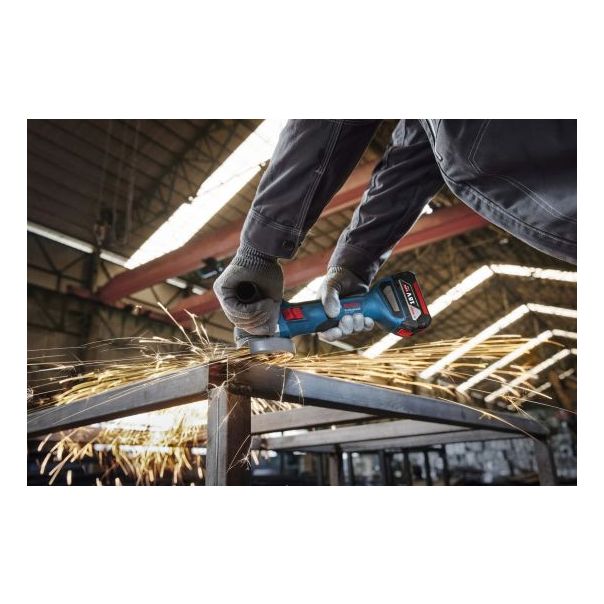 BOSCH Aku ugaona brusilica 125mm GWS 18V-8 Solo - bez baterija i punjača u koferu - 06019N9001